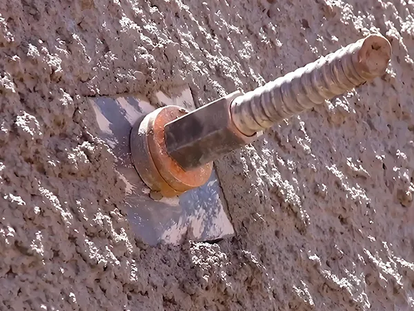 Sistema de barra autoperforante